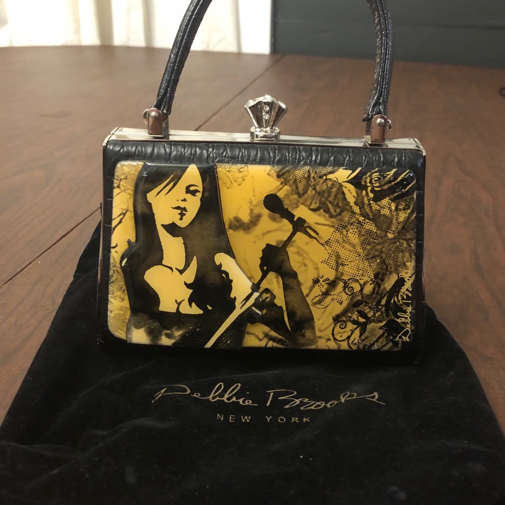 Rock girl Gothic Debbie Brooks black and gold mini crossbody purse
